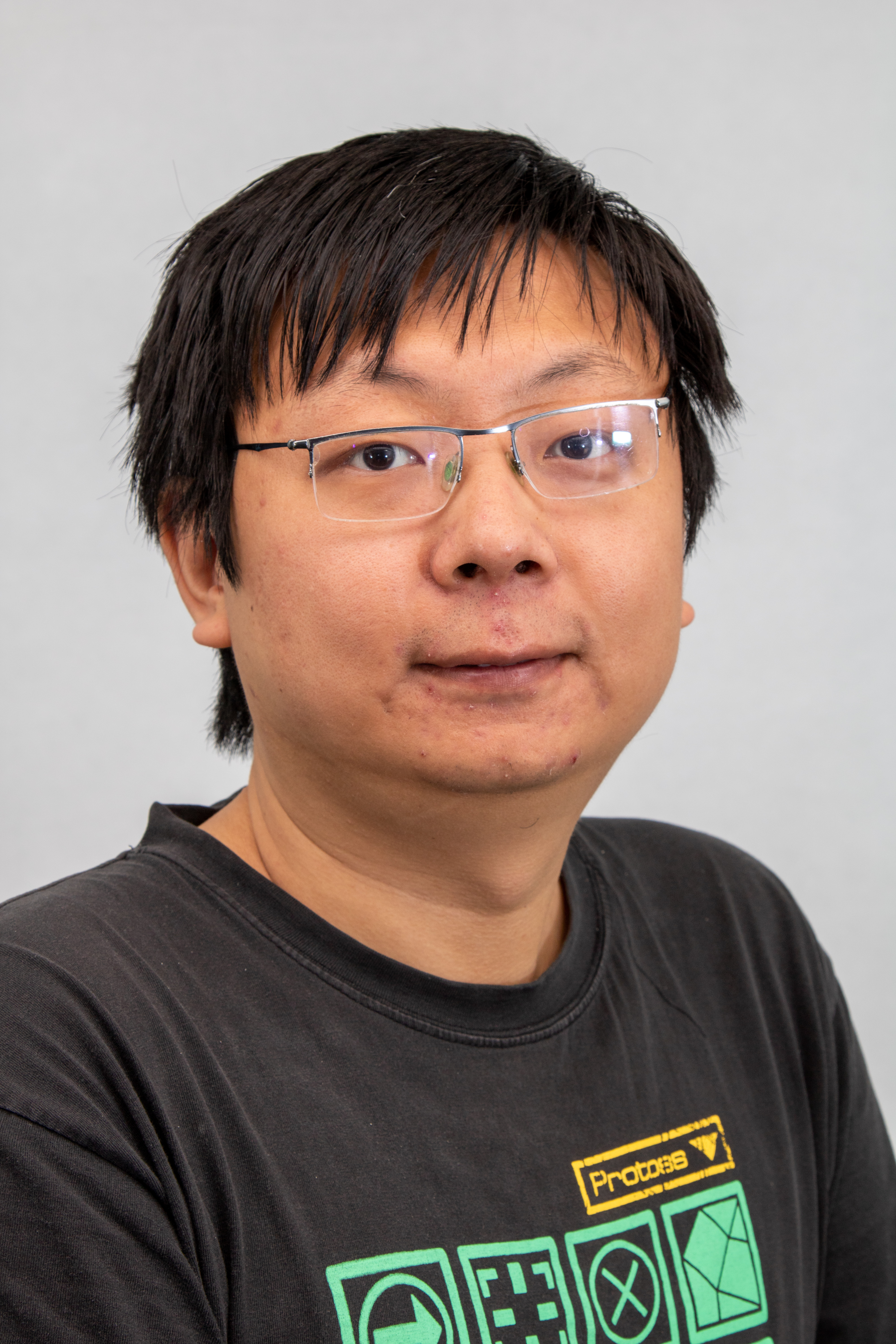 Dr. Tong Ren