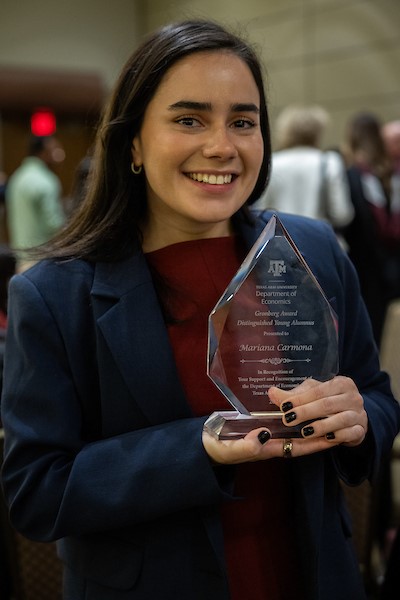 Mariana Carmona Award from Hooding ceremony