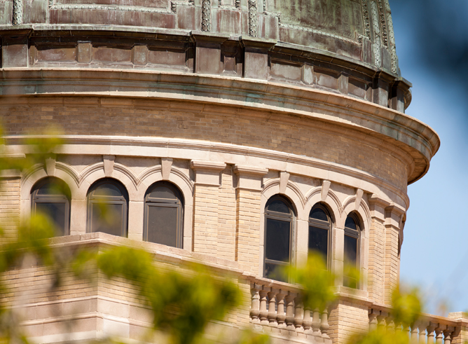 Close up of the dome of the Academic Building on the Texas A&amp;M University campus