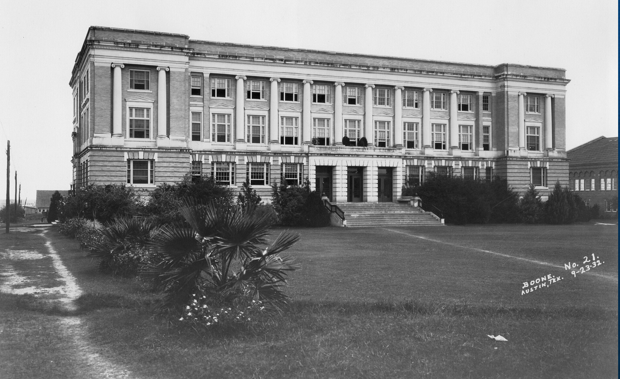 Black and white photo of the exterior view of what is now the Melbern G. Glasscock Building, which houses the Department of History. The photo was taken in 1932, when it was the Agriculture Building.